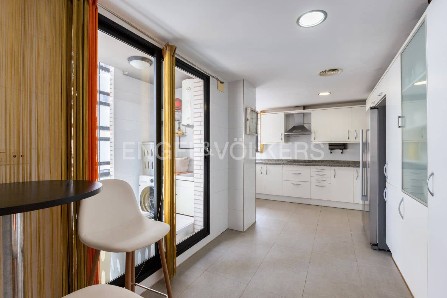 4 bedroom Flat for sale in Sagunto / Sagunt with pool garage - € 725,000 (Ref: 9191807)