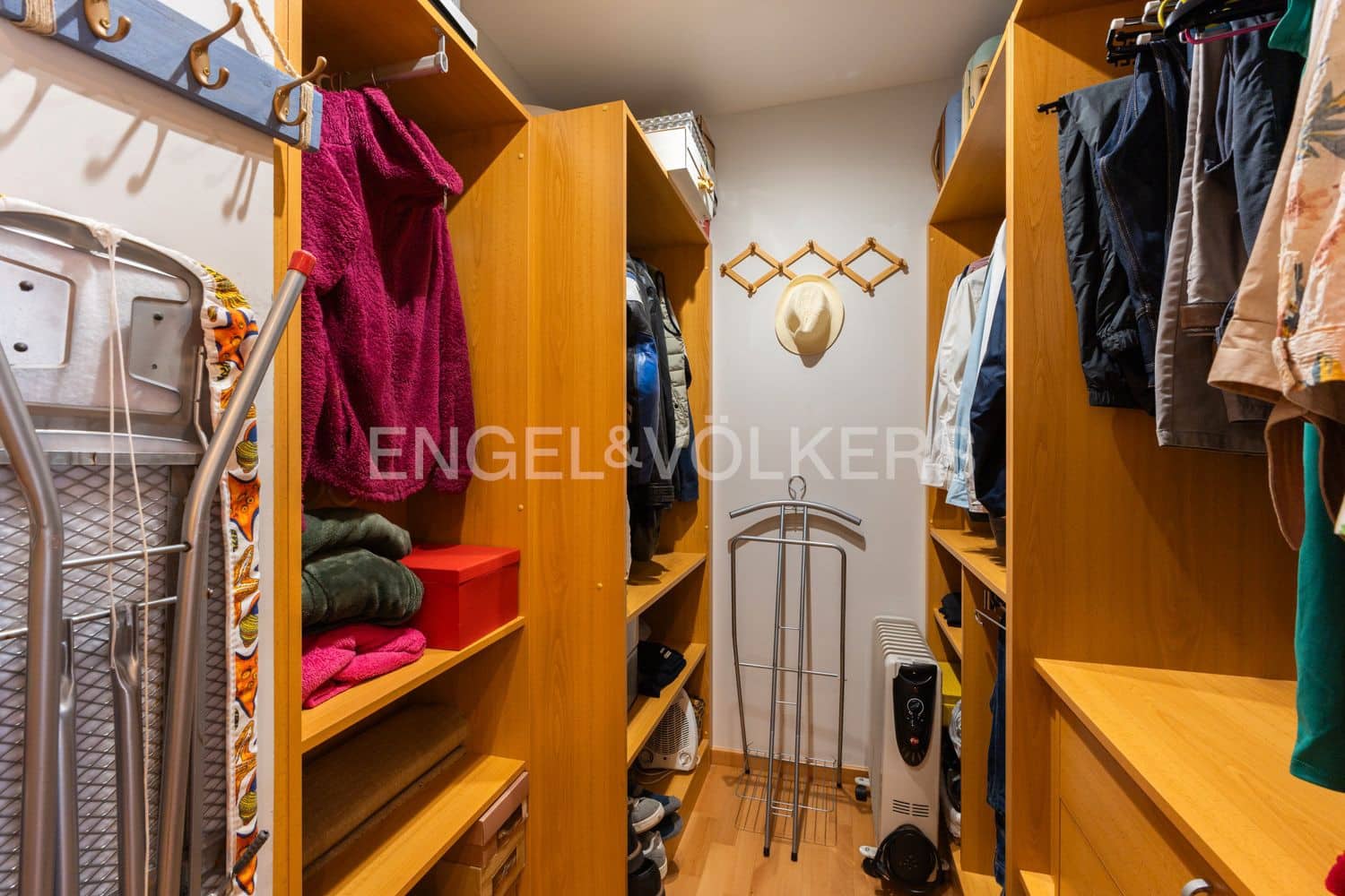 4 bedroom Flat for sale in Sagunto / Sagunt with pool garage - € 725,000 (Ref: 9191807)