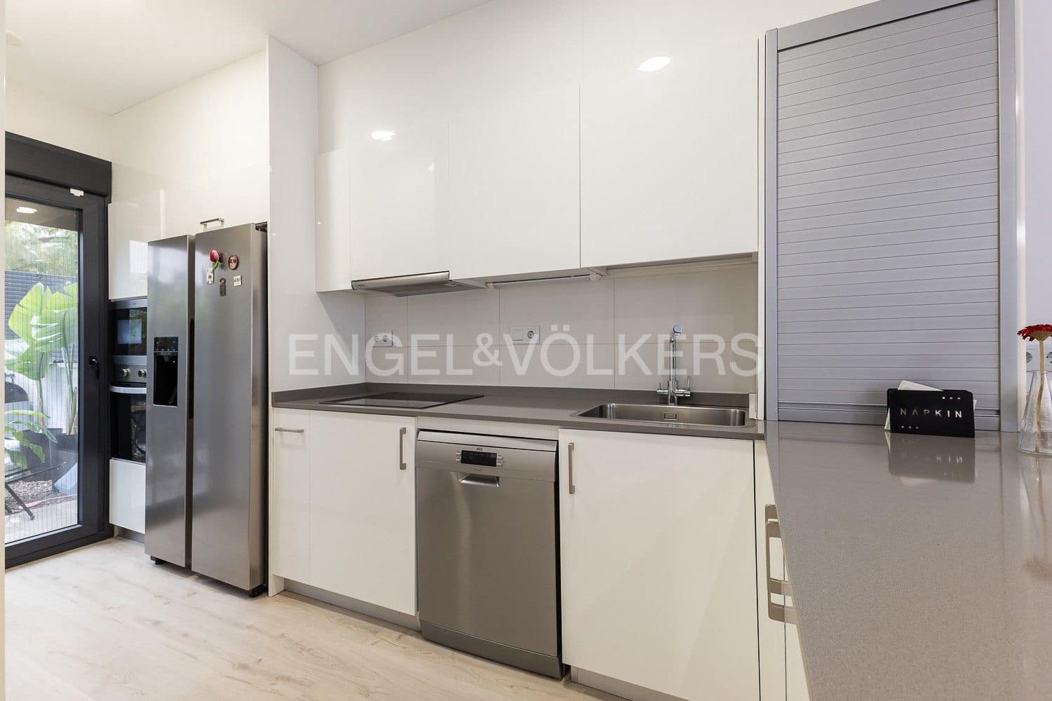 3 sovrum Hus till salu i Valencia stad med pool garage - 795 000 € (Ref: 9193185)