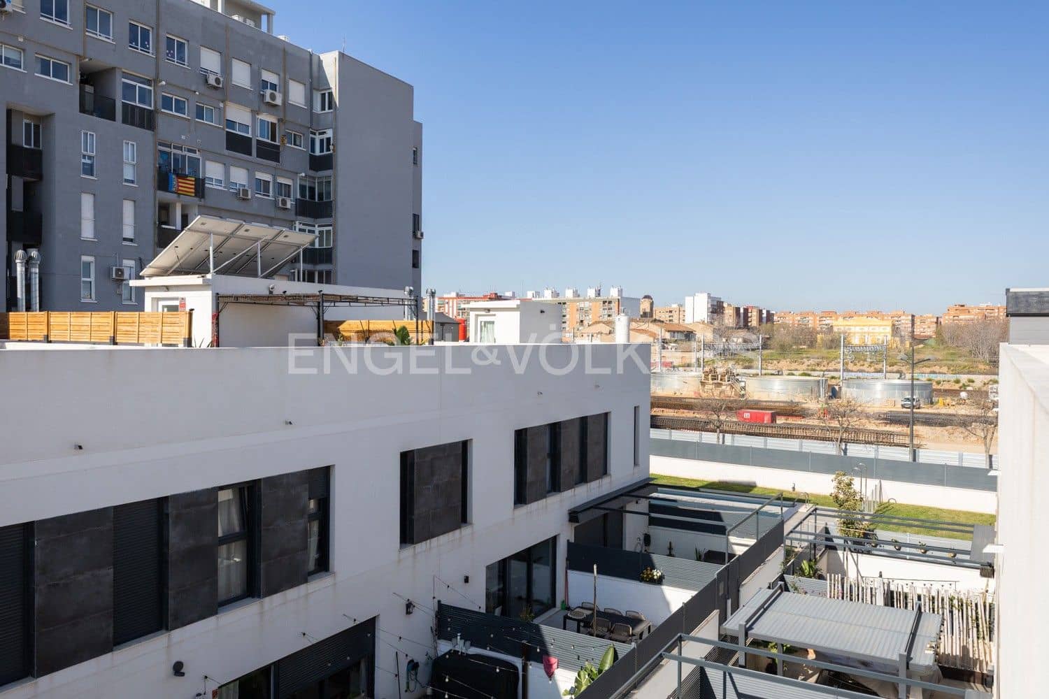 3 sovrum Hus till salu i Valencia stad med pool garage - 795 000 € (Ref: 9193185)