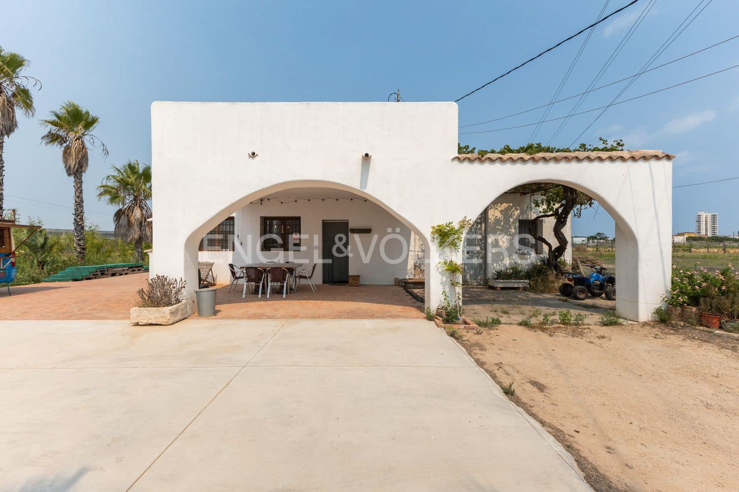 4 bedroom Finca/Country House for sale in Sueca with garage - € 545,000 (Ref: 9194947)