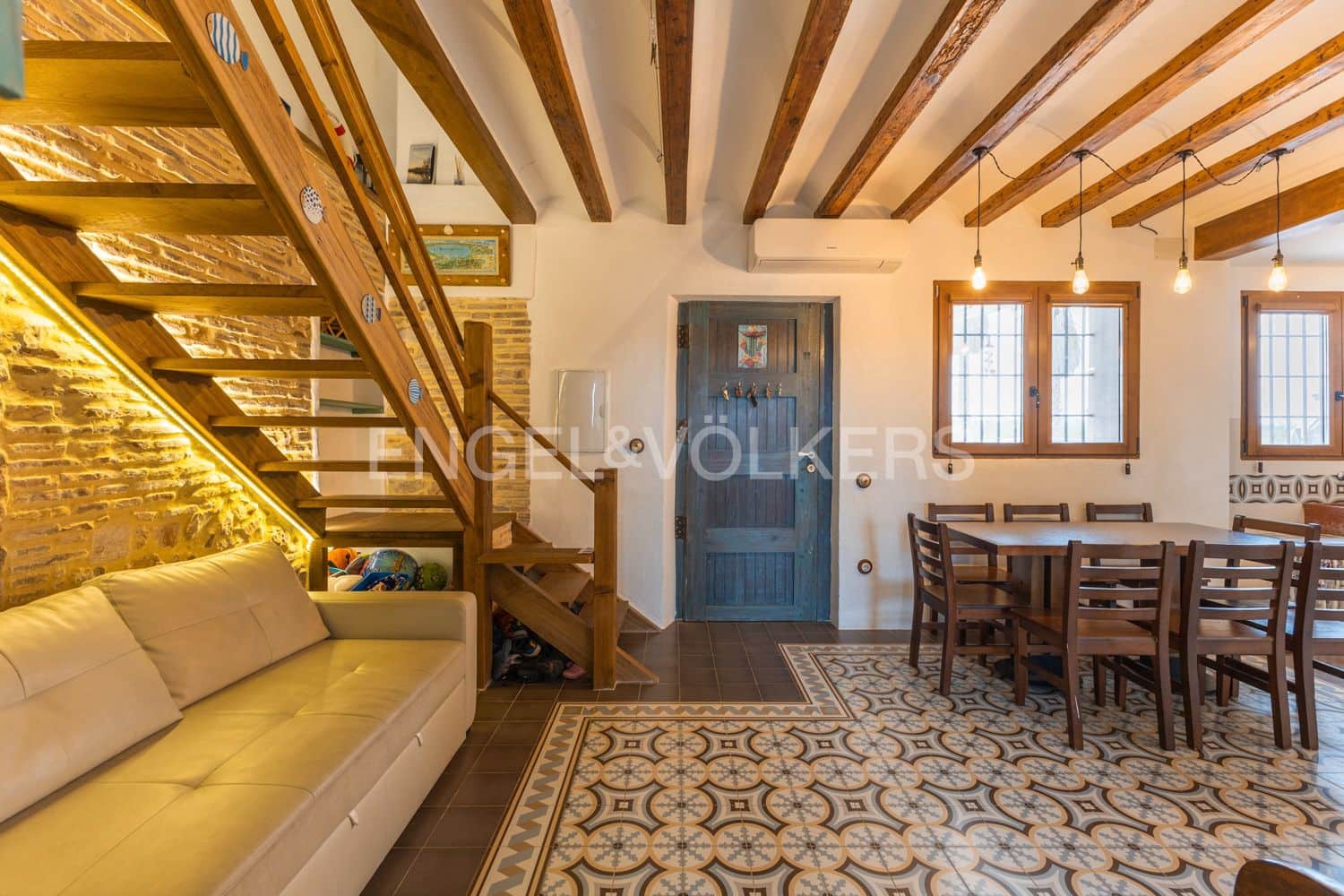 4 bedroom Finca/Country House for sale in Sueca with garage - € 545,000 (Ref: 9194947)