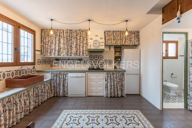 4 bedroom Finca/Country House for sale in Mareny Blau, Sueca with garage - € 545,000 (Ref: 9194947)