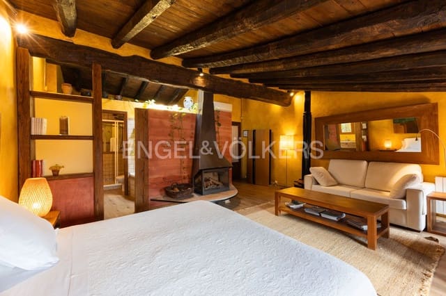 11 bedroom Hotel for sale in Vilafamés - € 993,000 (Ref: 9197023)