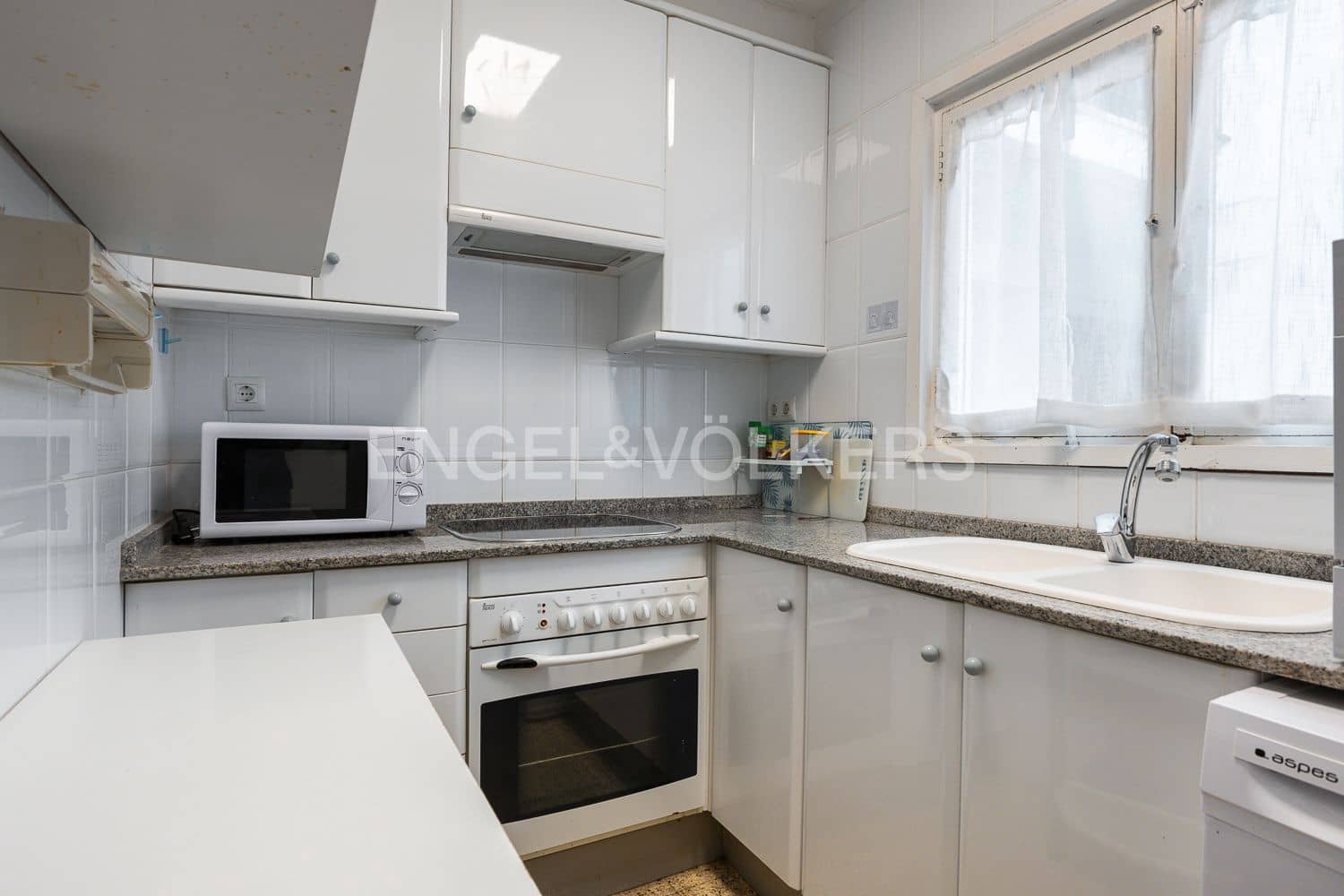 3 slaapkamer Flat te koop in Javea / Xabia met garage - € 320.000 (Ref: 9201750)