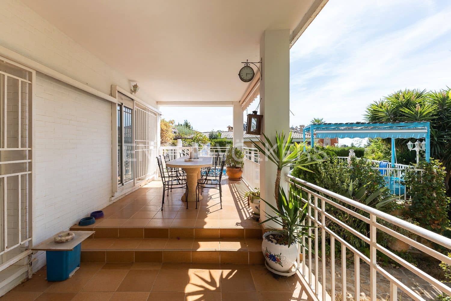 3 bedroom Villa for sale in Benifaio with pool garage - € 499,000 (Ref: 9203384)