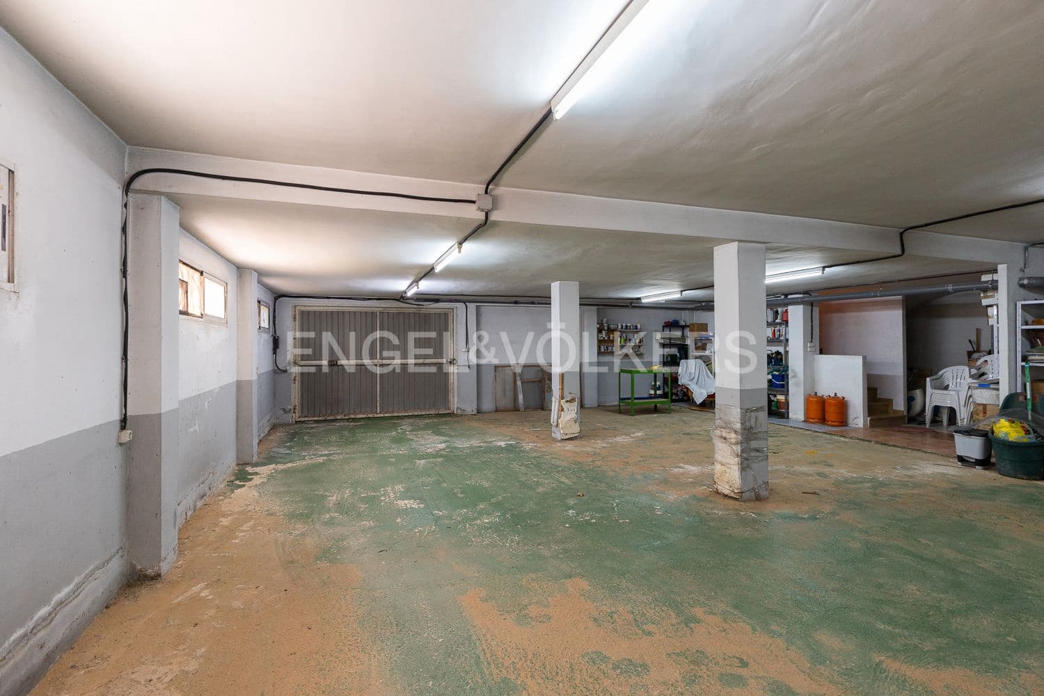 3 bedroom Villa for sale in Benifaio with pool garage - € 499,000 (Ref: 9203384)