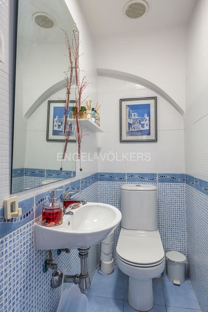 2 bedroom Flat for sale in Denia with pool - € 280,000 (Ref: 9207444)