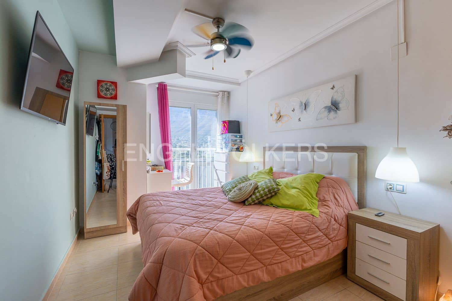 2 bedroom Flat for sale in Denia with pool - € 280,000 (Ref: 9207444)