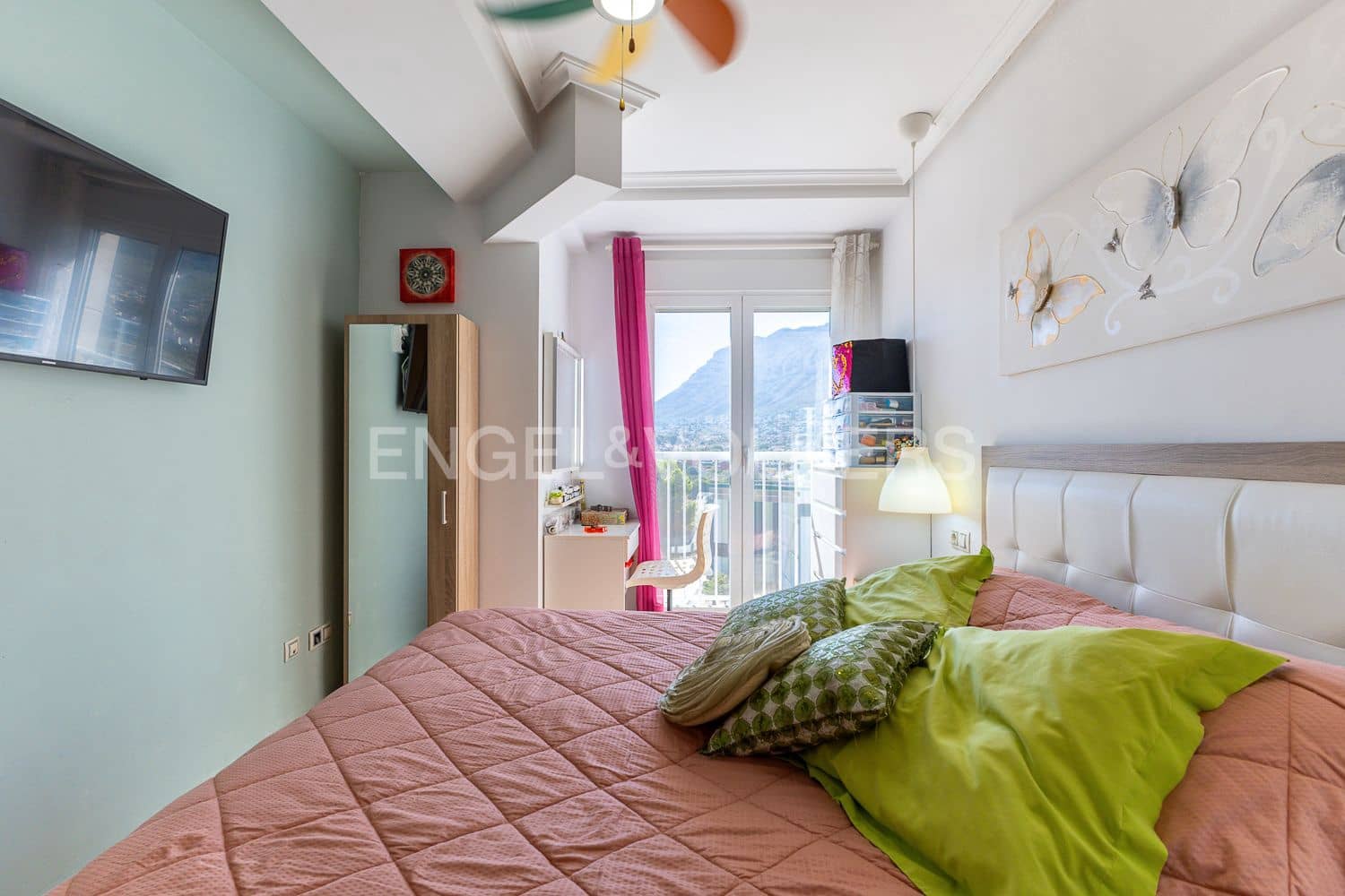 2 bedroom Flat for sale in Denia with pool - € 280,000 (Ref: 9207444)