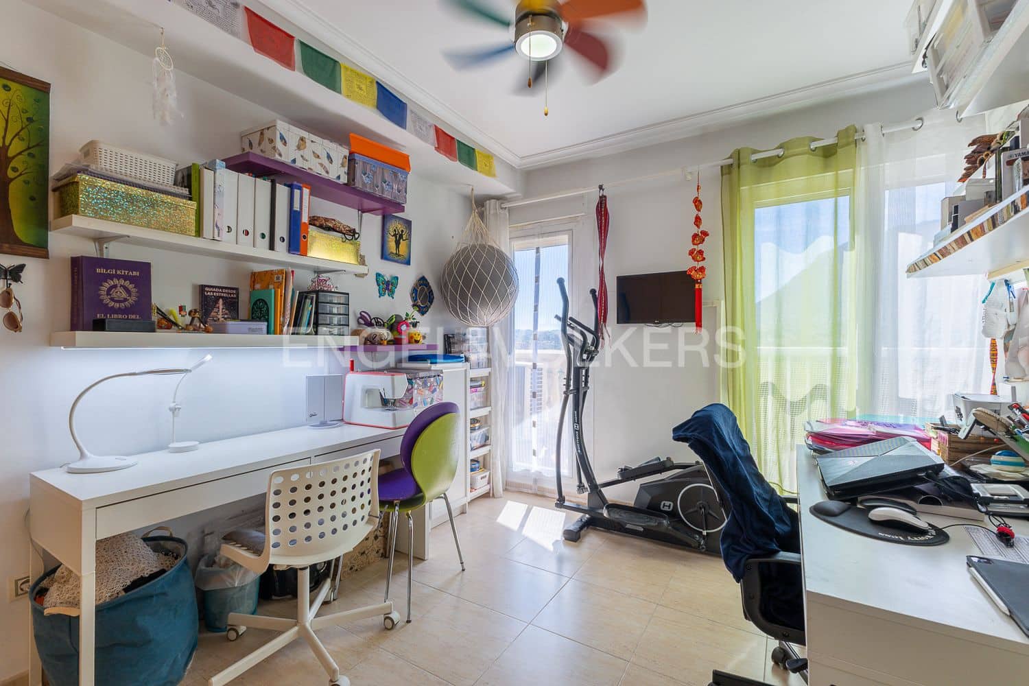 2 bedroom Flat for sale in Denia with pool - € 280,000 (Ref: 9207444)