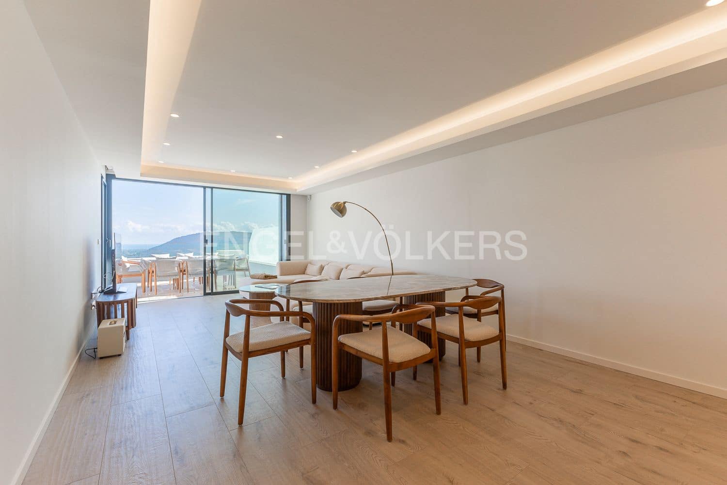 3 bedroom Apartment for rent in Pedreguer with pool garage - € 2,600 (Ref: 9220298)