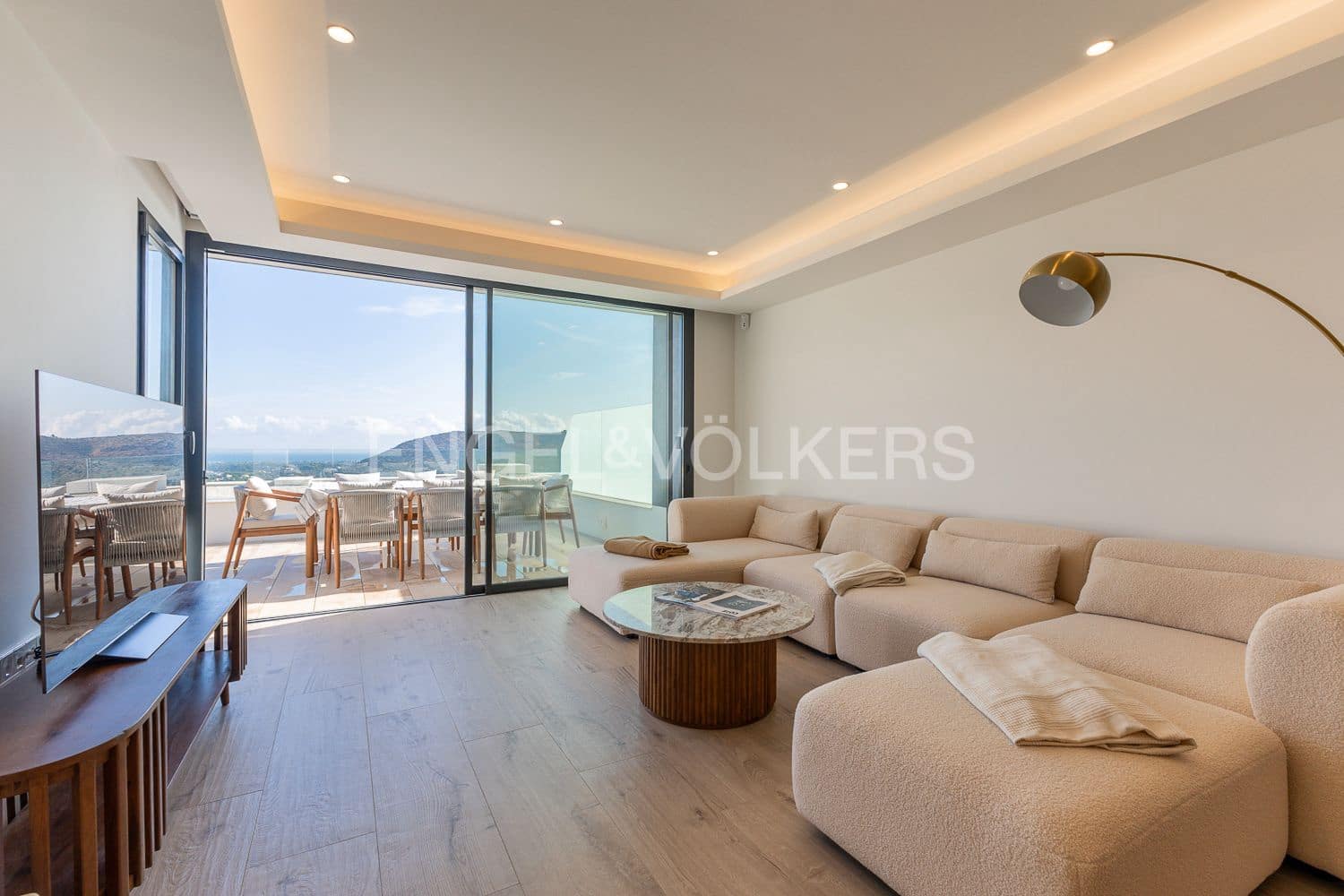3 bedroom Apartment for rent in Pedreguer with pool garage - € 2,600 (Ref: 9220298)