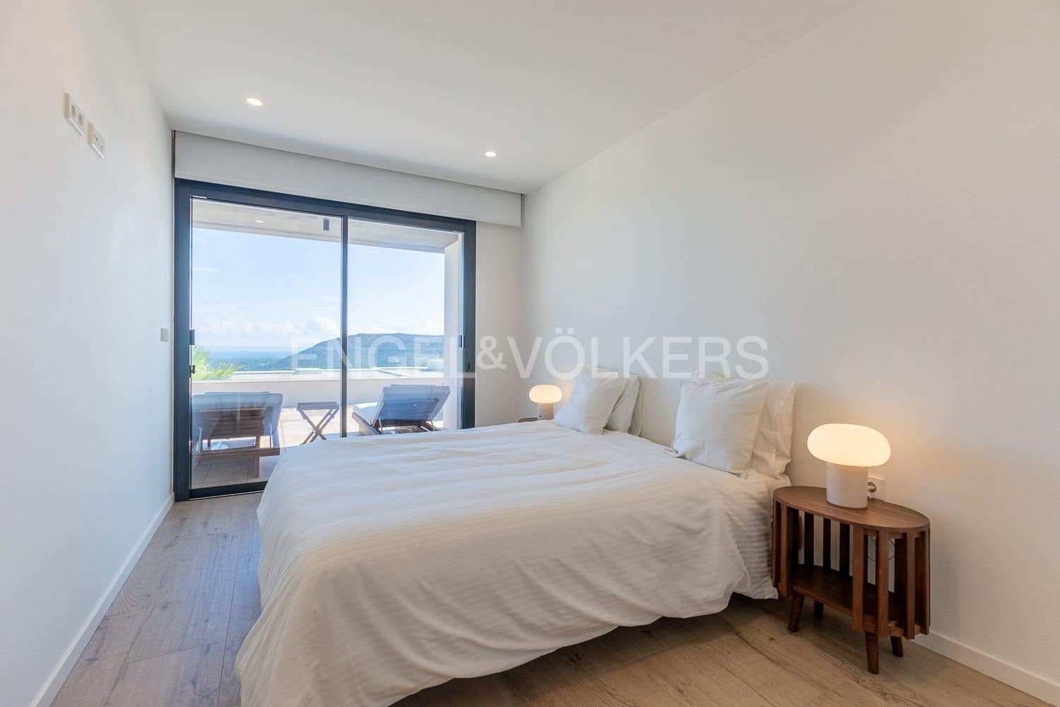 3 bedroom Apartment for rent in Pedreguer with pool garage - € 2,600 (Ref: 9220298)