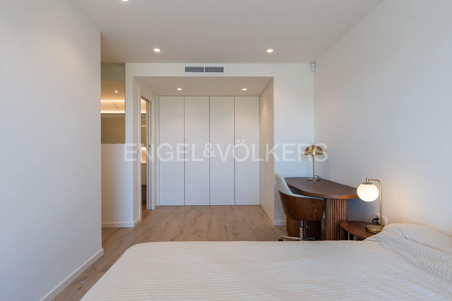 3 bedroom Apartment for rent in Pedreguer with pool garage - € 2,600 (Ref: 9220298)