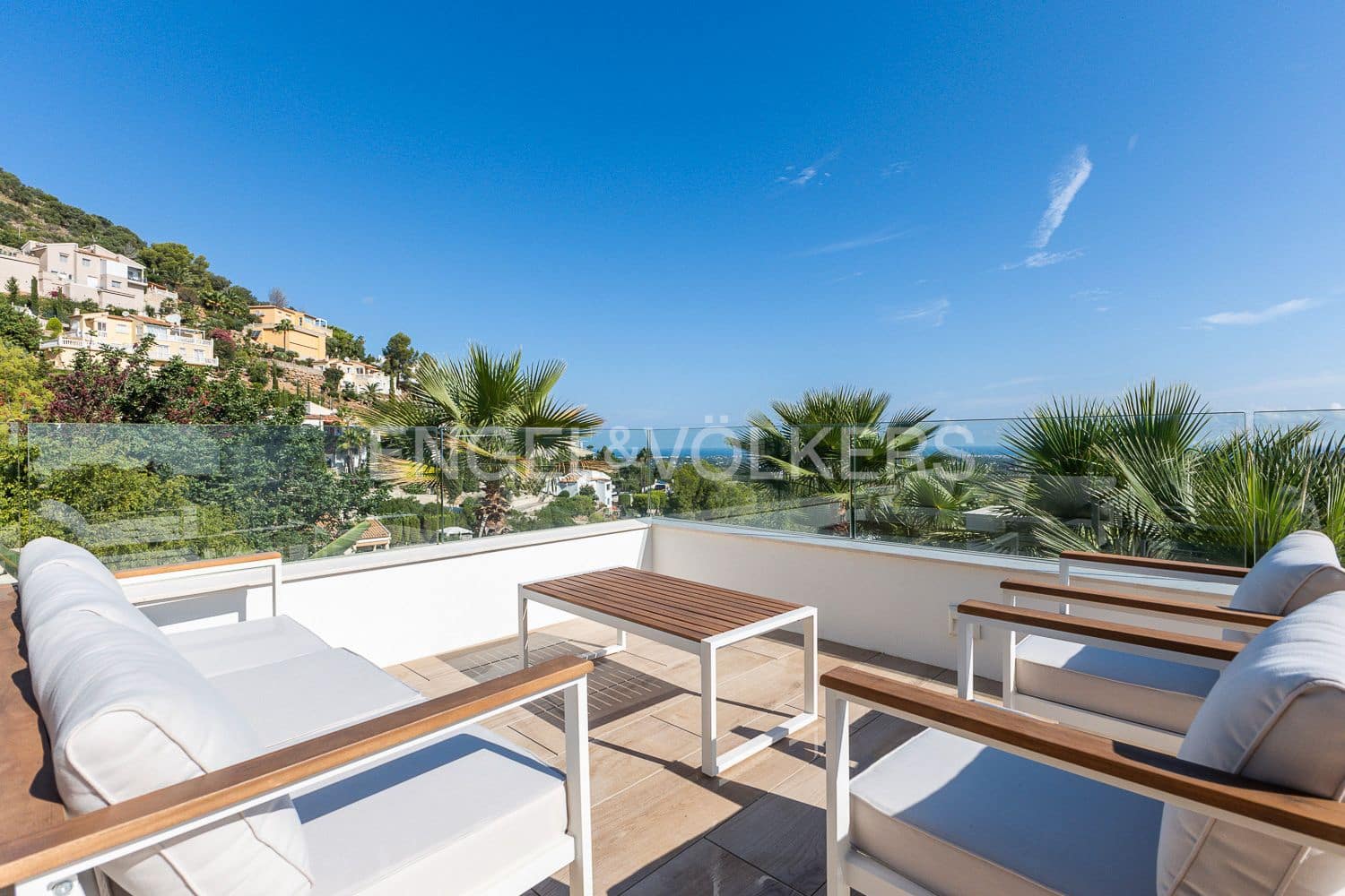 3 bedroom Apartment for rent in Pedreguer with pool garage - € 2,600 (Ref: 9220298)