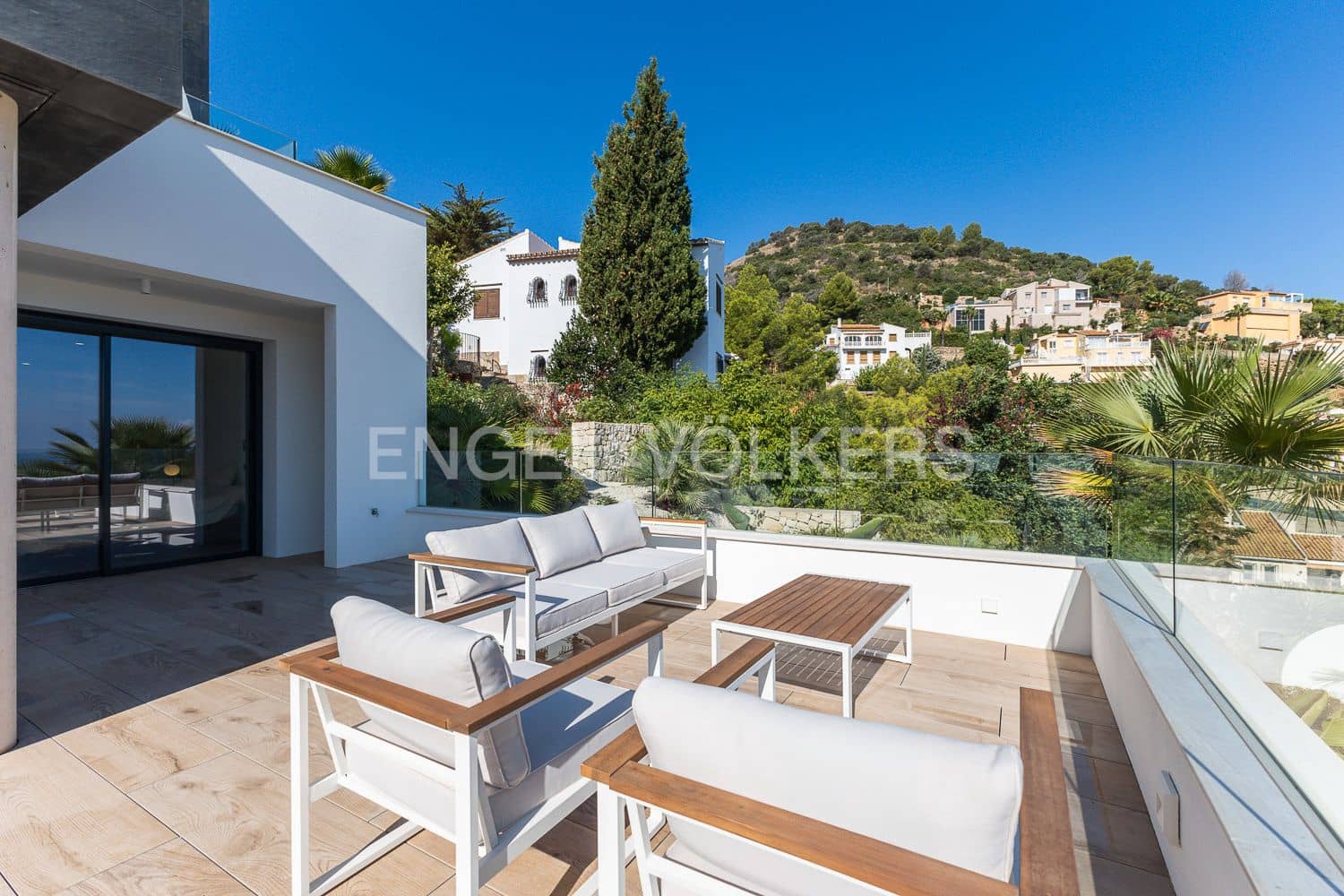 3 bedroom Apartment for rent in Pedreguer with pool garage - € 2,600 (Ref: 9220298)