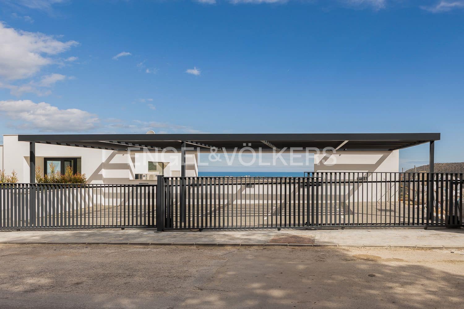3 bedroom Apartment for rent in Pedreguer with pool garage - € 2,600 (Ref: 9220298)