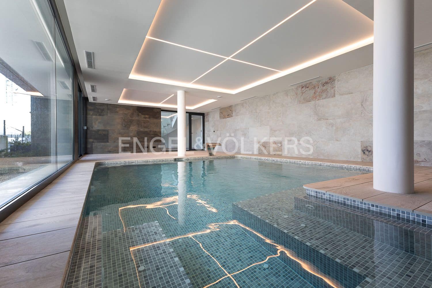 3 bedroom Apartment for rent in Pedreguer with pool garage - € 2,600 (Ref: 9220298)