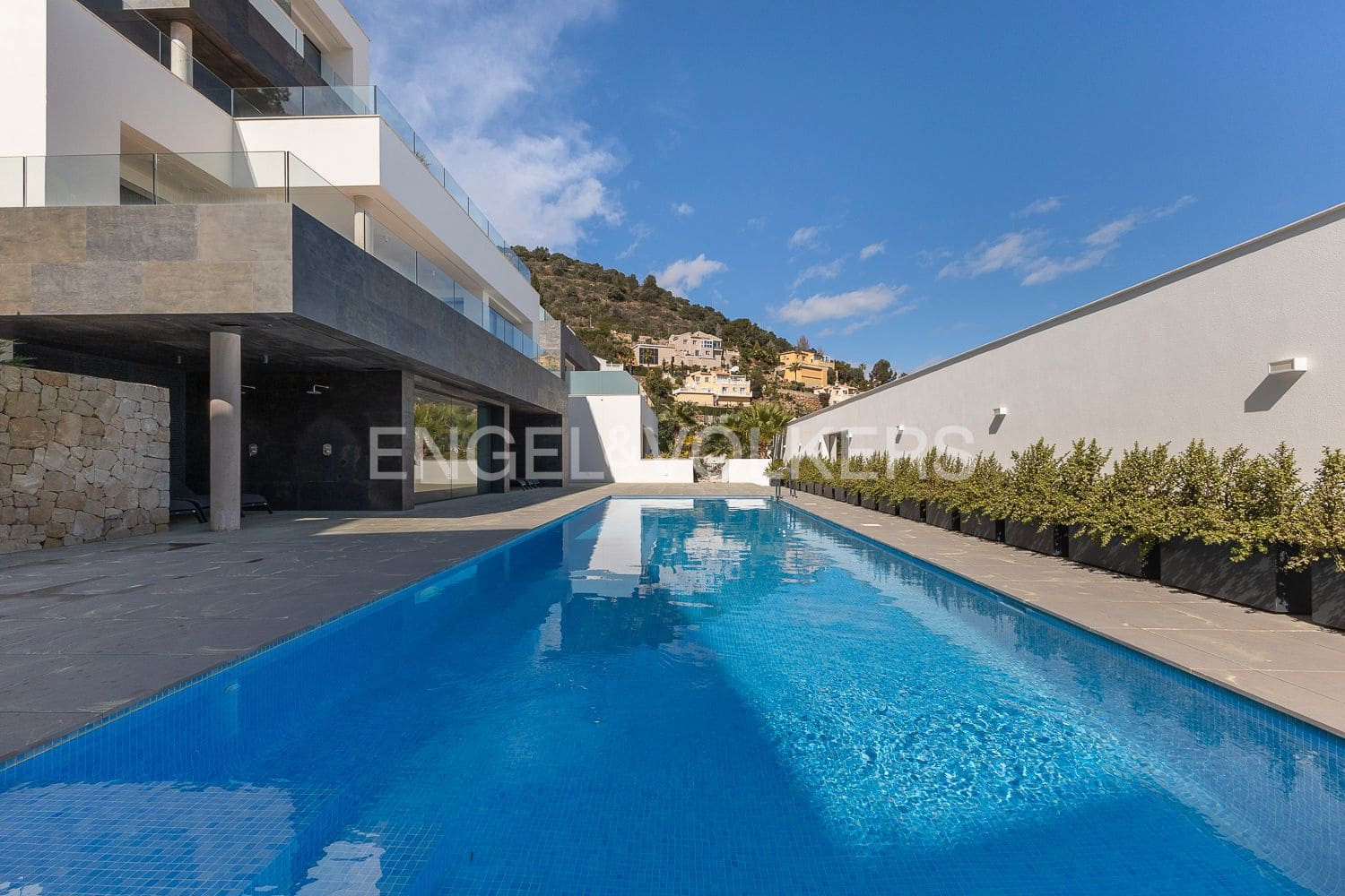 3 bedroom Apartment for rent in Pedreguer with pool garage - € 2,600 (Ref: 9220298)