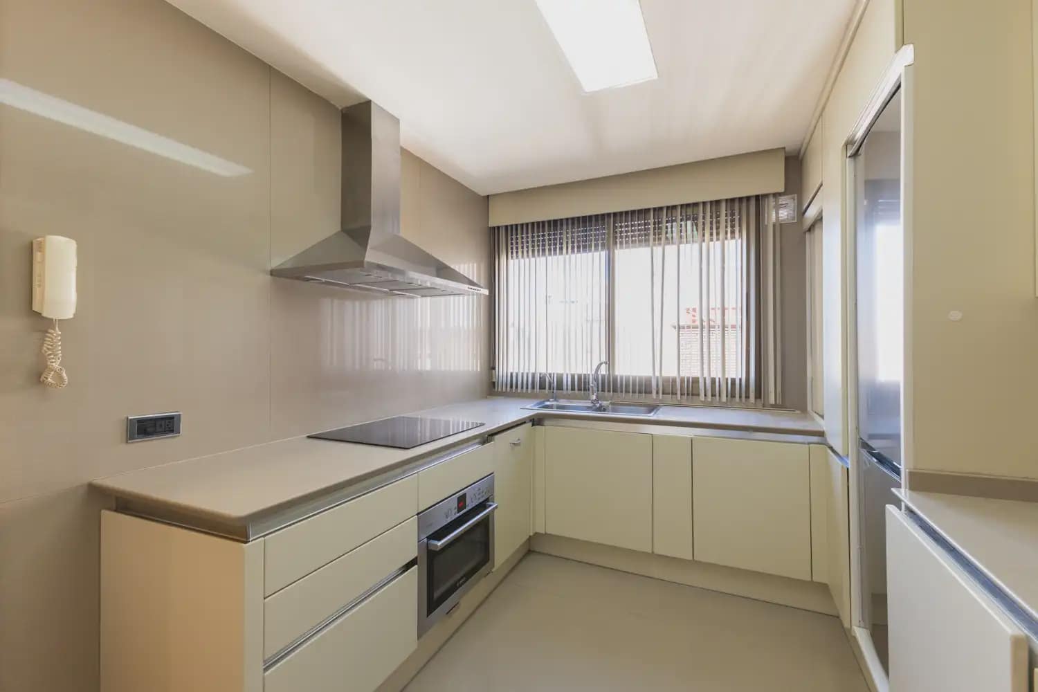 Piso de 3 habitaciones en Castelló de la Plana en venta - 339.000 € (Ref: 9227810)
