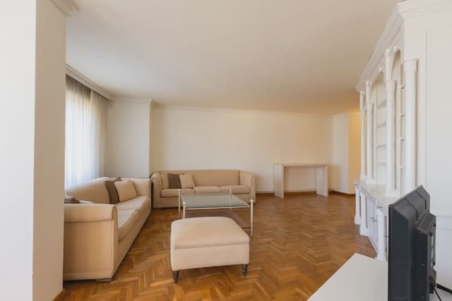 Piso de 3 habitaciones en Centro, Castelló de la Plana en venta - 339.000 € (Ref: 9227810)
