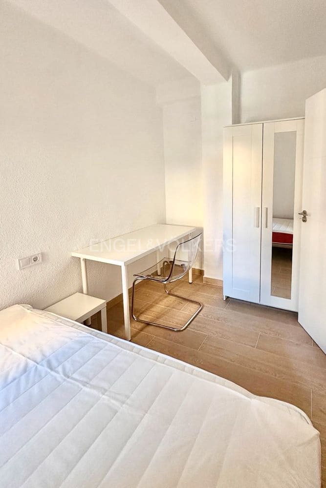5 Zimmer Wohnung zu verkaufen in Valencia Stadt - 395.000 € (Ref: 9231250)