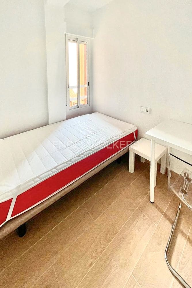 5 Zimmer Wohnung zu verkaufen in Valencia Stadt - 395.000 € (Ref: 9231250)