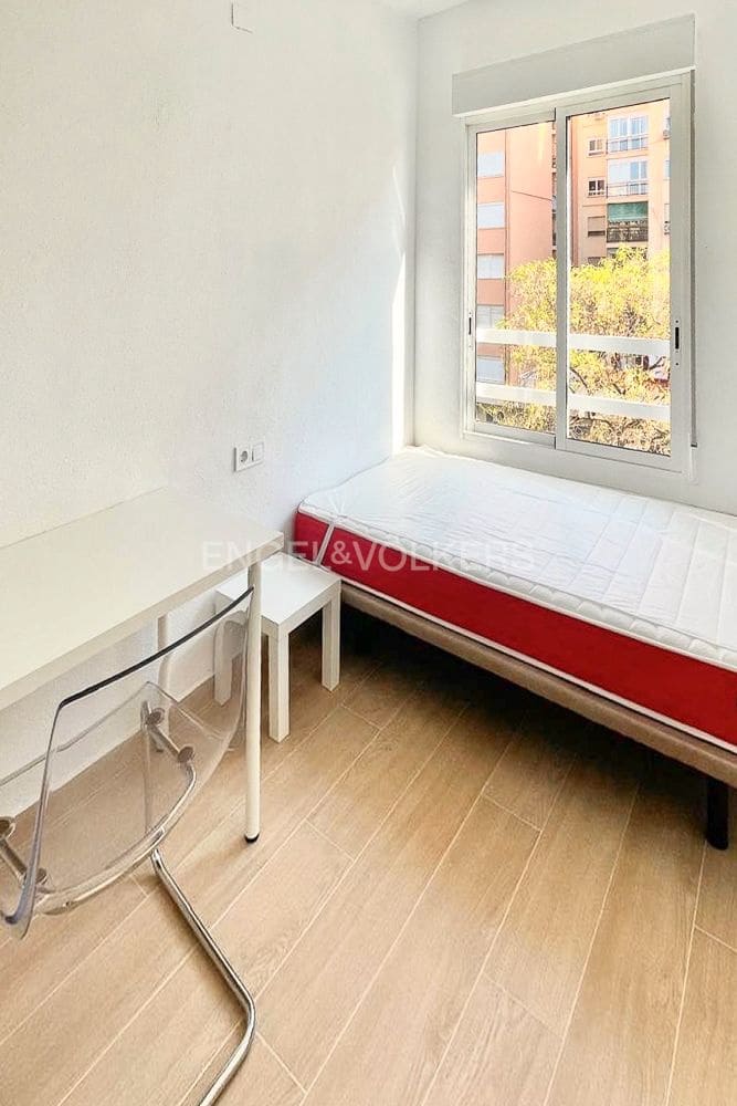 5 Zimmer Wohnung zu verkaufen in Valencia Stadt - 395.000 € (Ref: 9231250)