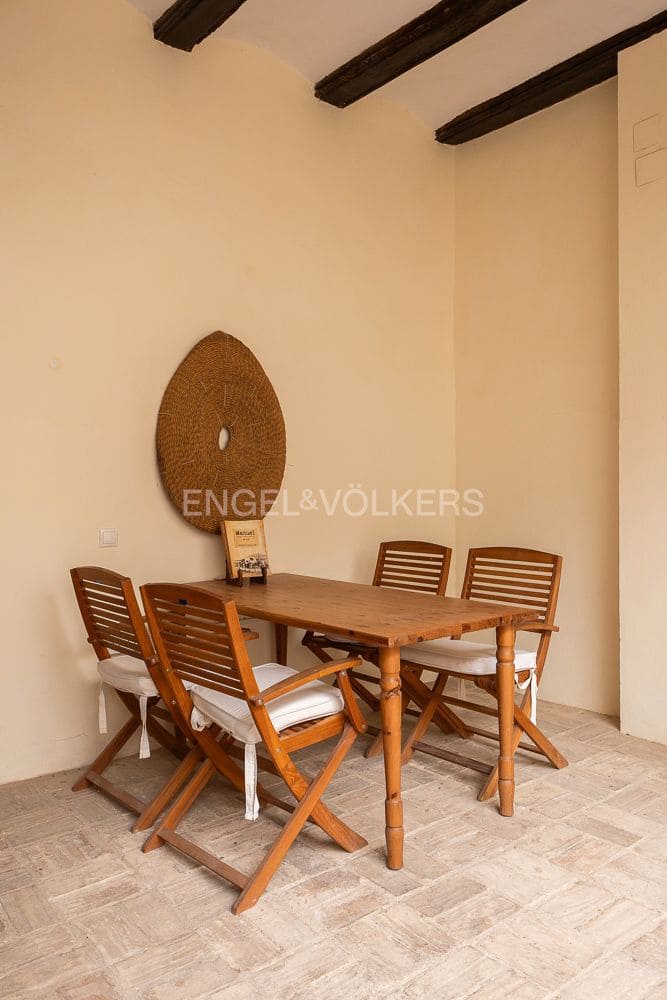 14 bedroom Townhouse for sale in Manuel with pool - € 645,000 (Ref: 9231252)
