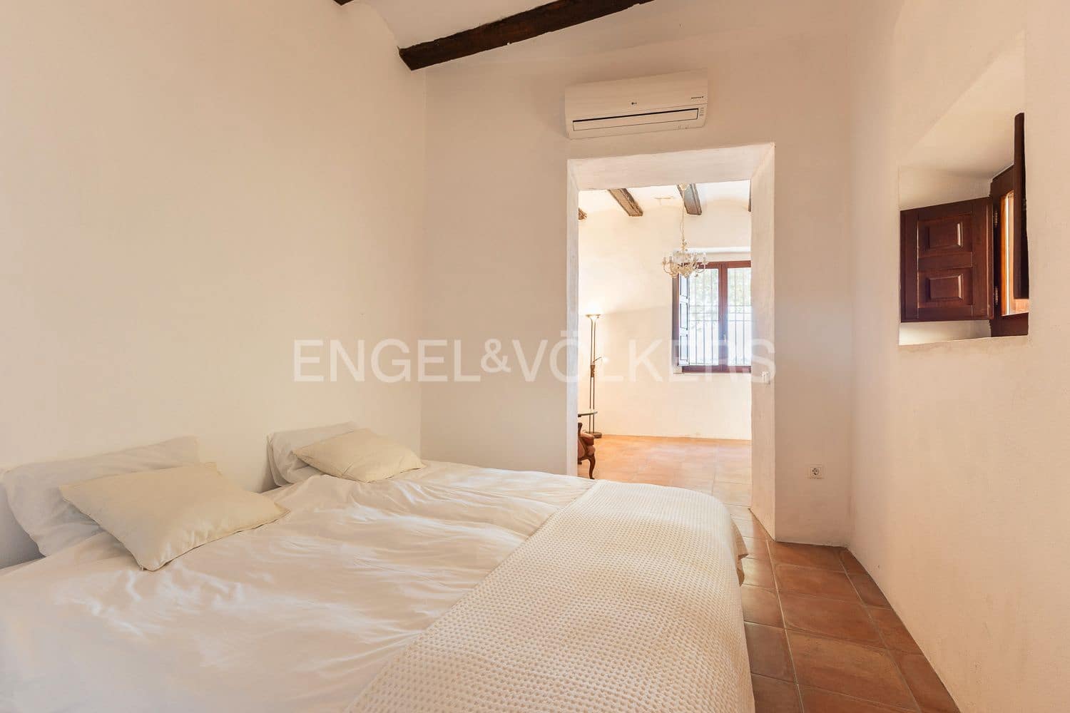 14 bedroom Townhouse for sale in Manuel with pool - € 645,000 (Ref: 9231252)