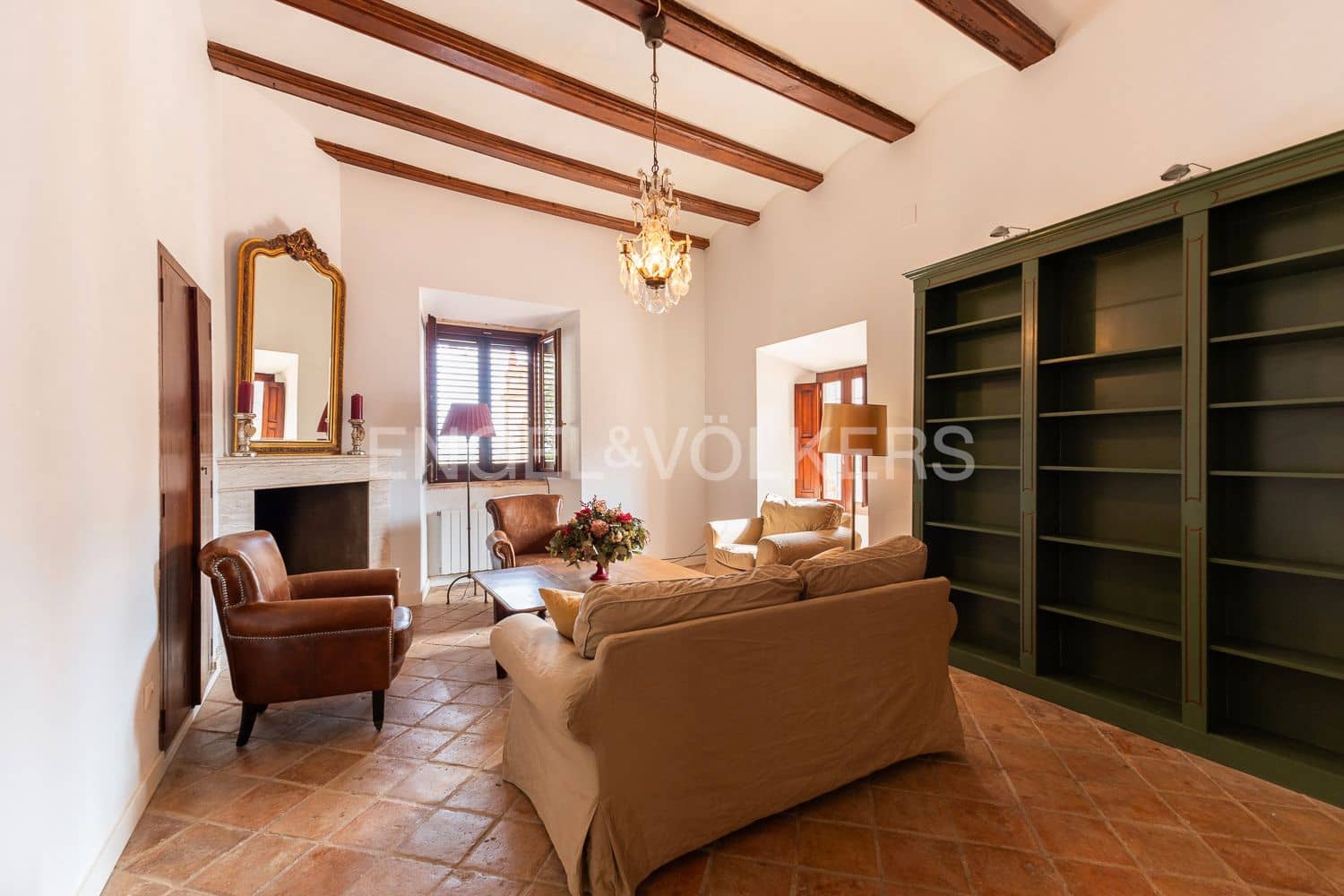 14 bedroom Townhouse for sale in Manuel with pool - € 645,000 (Ref: 9231252)