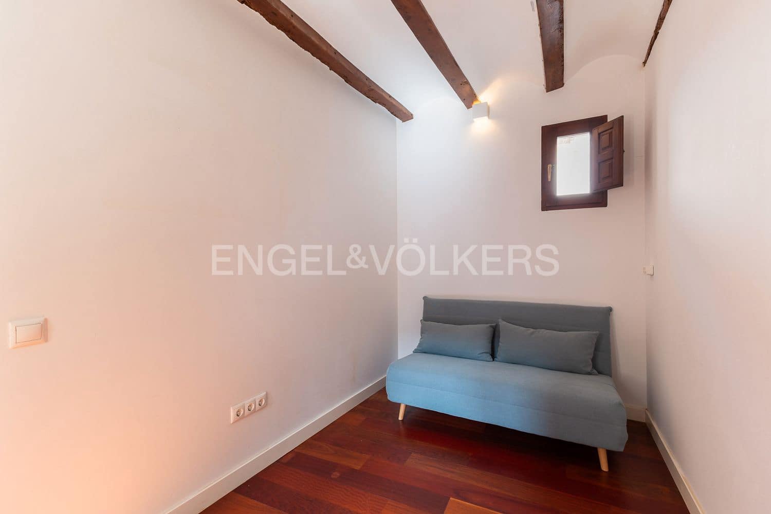 14 bedroom Townhouse for sale in Manuel with pool - € 645,000 (Ref: 9231252)