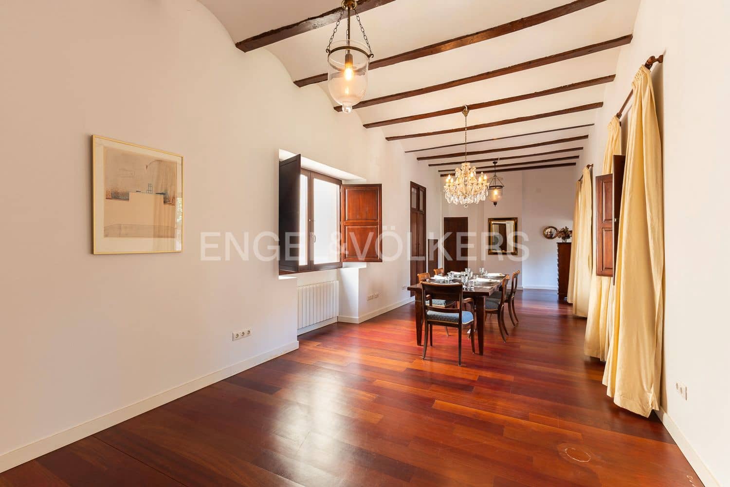 14 bedroom Townhouse for sale in Manuel with pool - € 645,000 (Ref: 9231252)