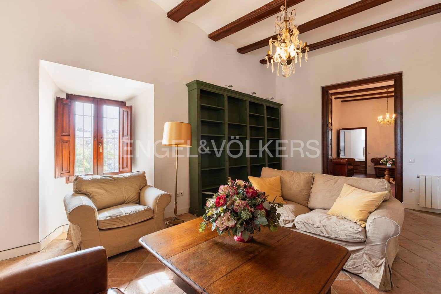 14 bedroom Townhouse for sale in Manuel with pool - € 645,000 (Ref: 9231252)