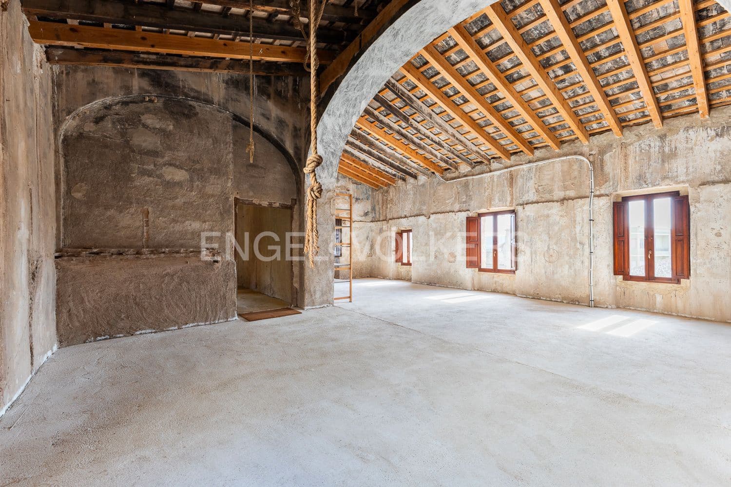 14 bedroom Townhouse for sale in Manuel with pool - € 645,000 (Ref: 9231252)