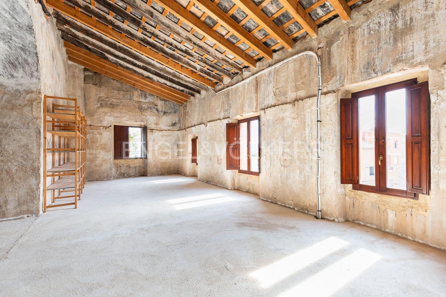14 bedroom Townhouse for sale in Manuel with pool - € 645,000 (Ref: 9231252)