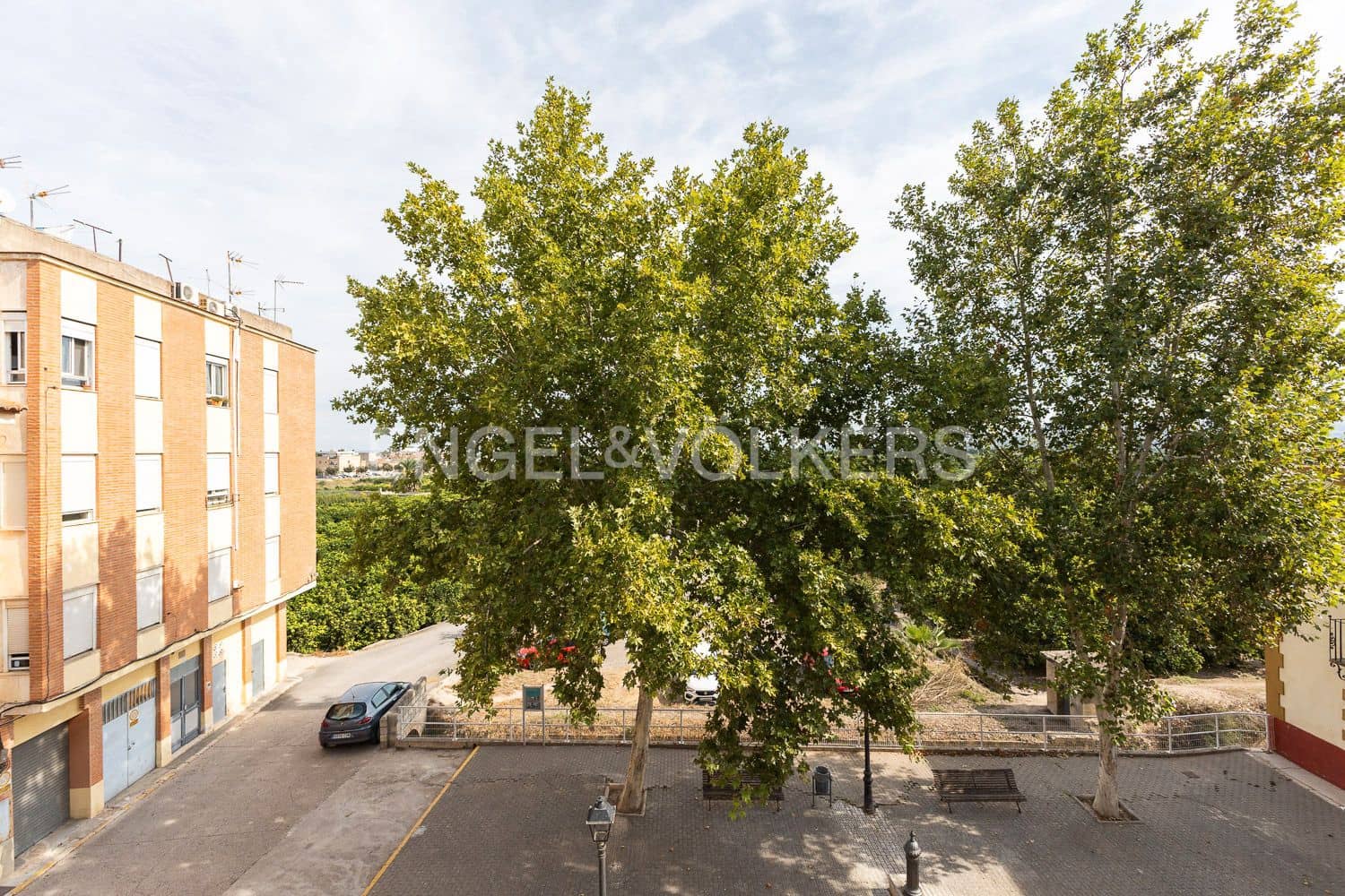 14 bedroom Townhouse for sale in Manuel with pool - € 645,000 (Ref: 9231252)
