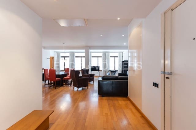 3 makuuhuone Asunto myytävänä paikassa Centro, Castelló de la Plana - 295 000 € (Ref: 9231400)