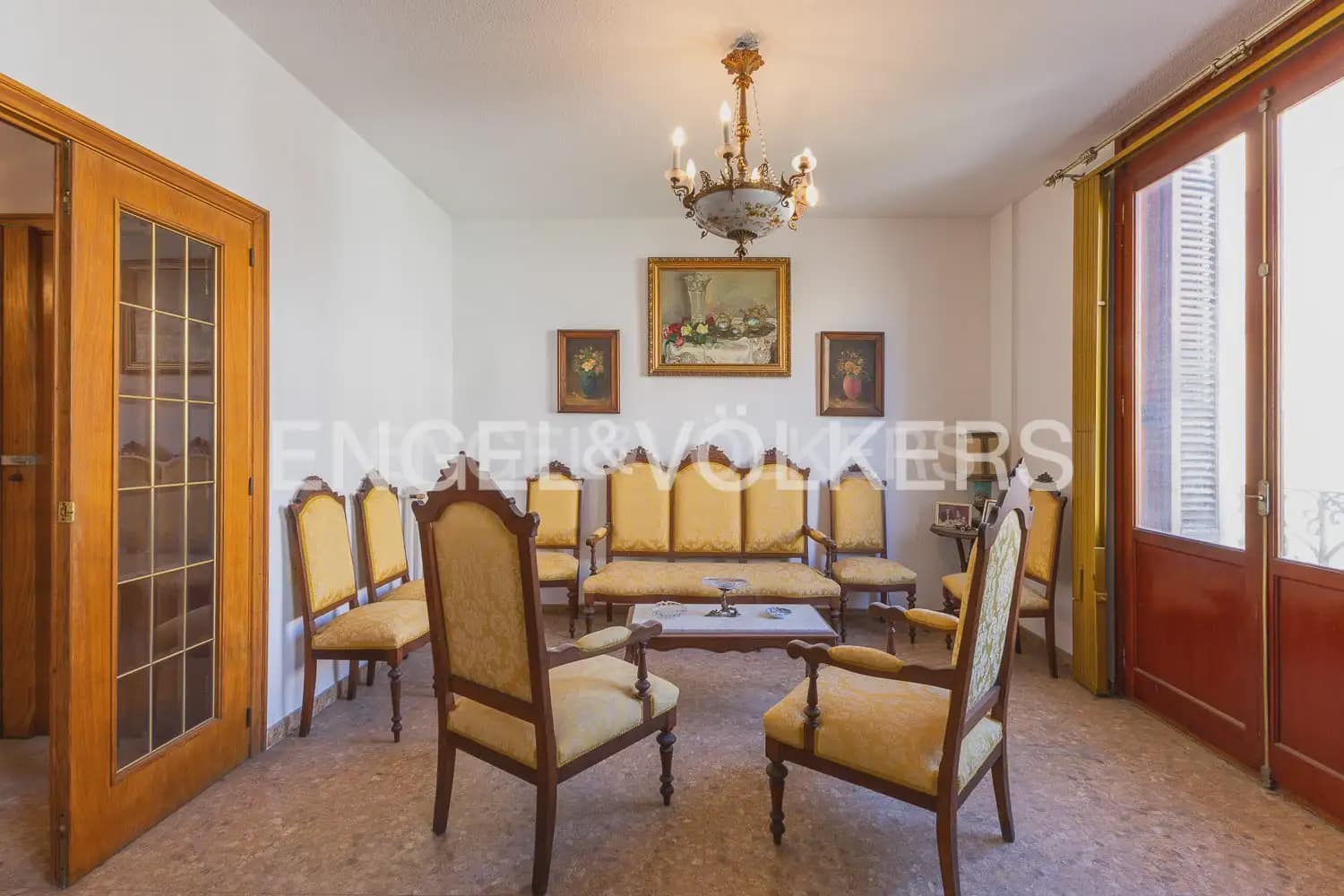 4 Zimmer Wohnung zu verkaufen in Valencia Stadt mit Garage - 975.000 € (Ref: 9235200)