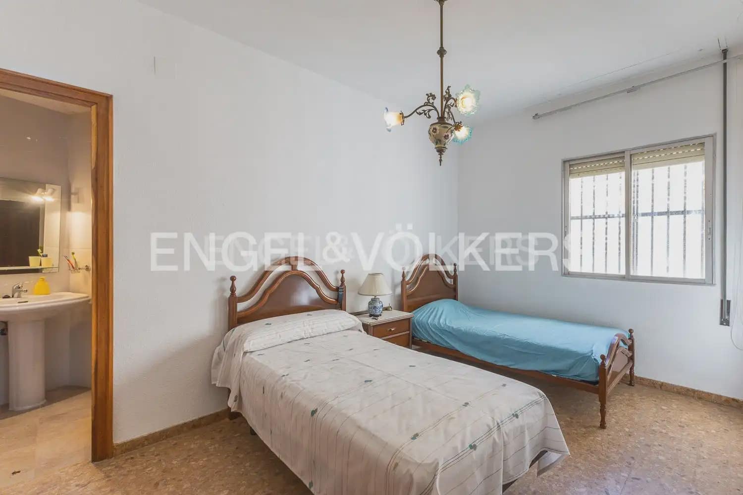 4 Zimmer Wohnung zu verkaufen in Valencia Stadt mit Garage - 975.000 € (Ref: 9235200)