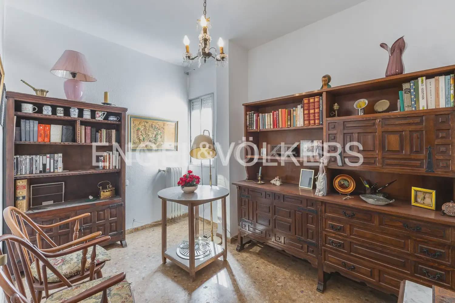 4 Zimmer Wohnung zu verkaufen in Valencia Stadt mit Garage - 975.000 € (Ref: 9235200)