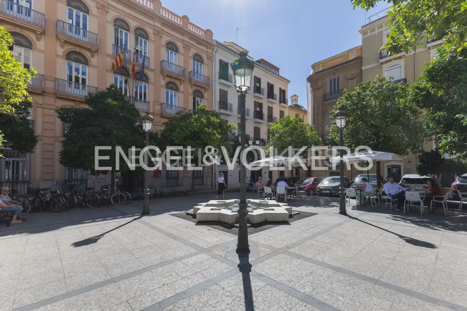 4 Zimmer Wohnung zu verkaufen in Valencia Stadt mit Garage - 975.000 € (Ref: 9235200)