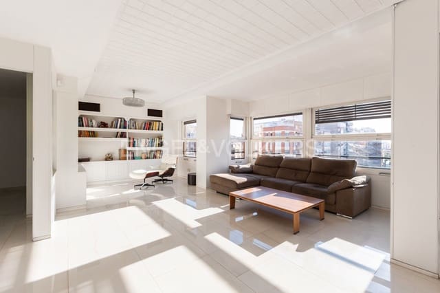 5 makuuhuone Asunto myytävänä paikassa Centro, Castelló de la Plana - 315 000 € (Ref: 9235203)