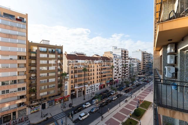 5 makuuhuone Asunto myytävänä paikassa Centro, Castelló de la Plana - 315 000 € (Ref: 9235203)
