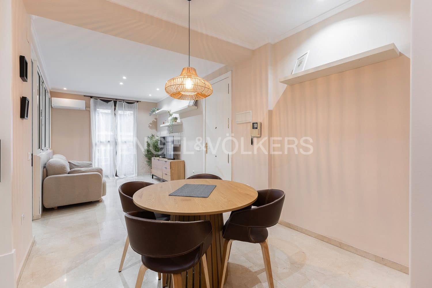 2 soveværelse Lejlighed til salg i Valencia by - € 395.000 (Ref: 9235678)