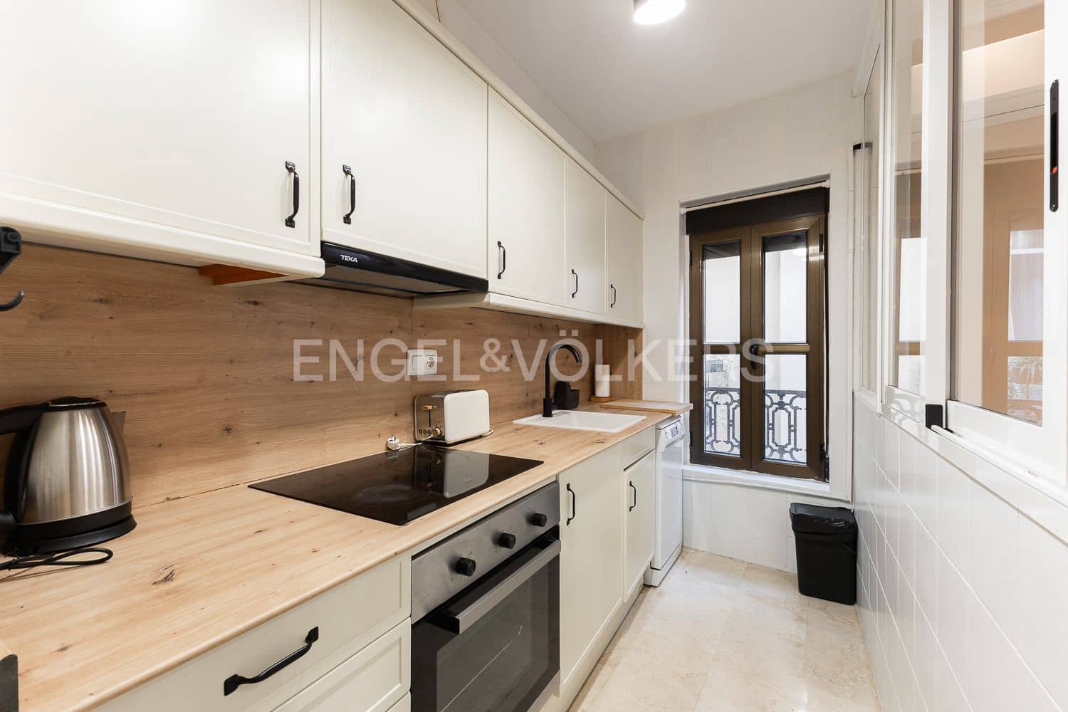 2 soveværelse Lejlighed til salg i Valencia by - € 395.000 (Ref: 9235678)