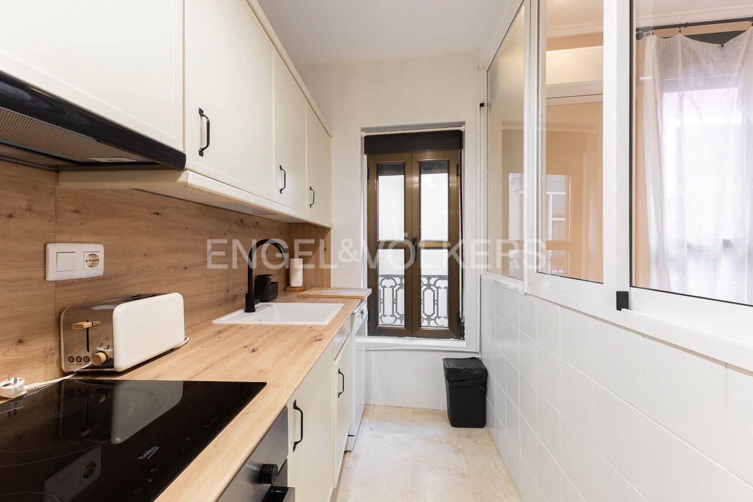 2 soveværelse Lejlighed til salg i Valencia by - € 395.000 (Ref: 9235678)
