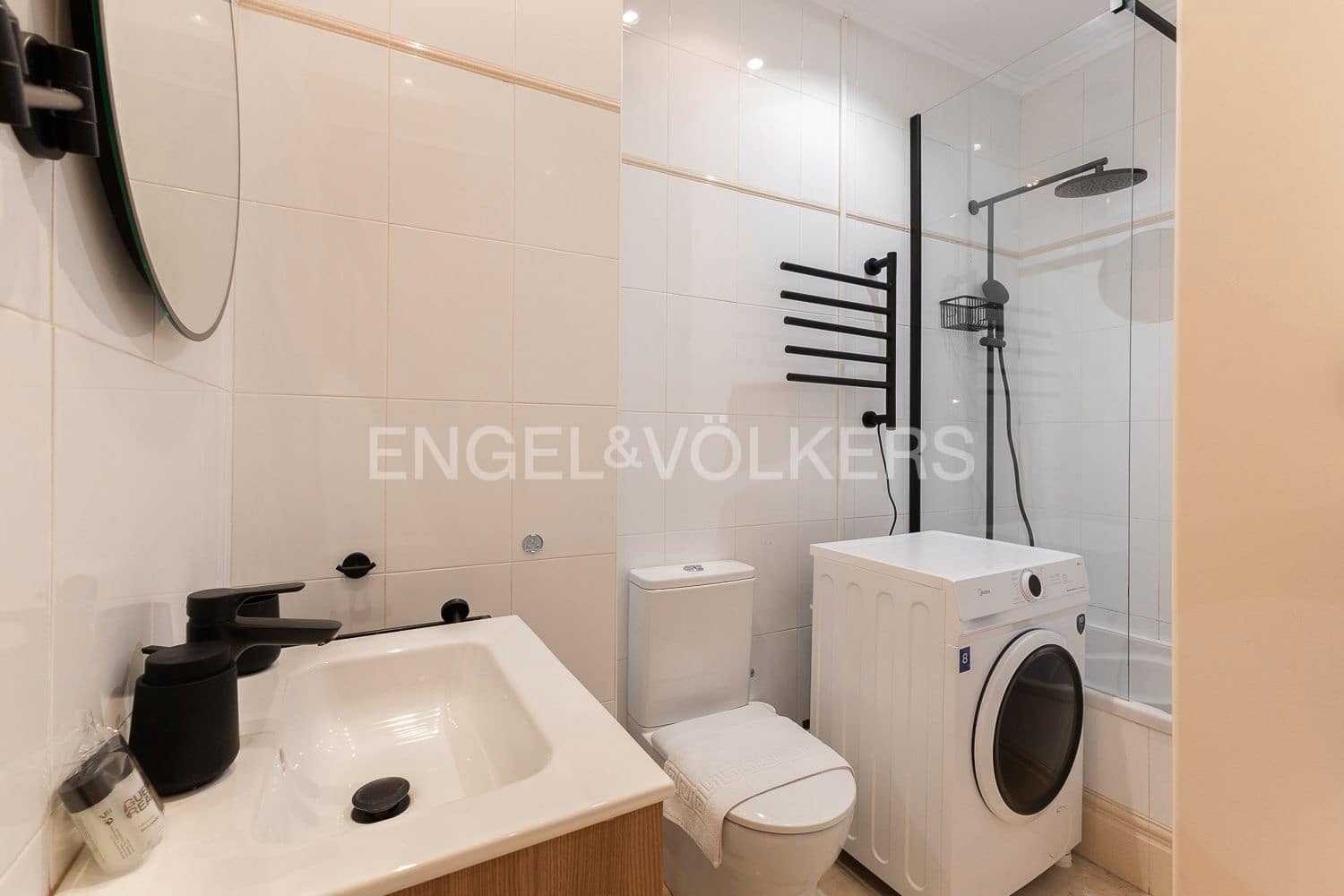 2 soveværelse Lejlighed til salg i Valencia by - € 395.000 (Ref: 9235678)