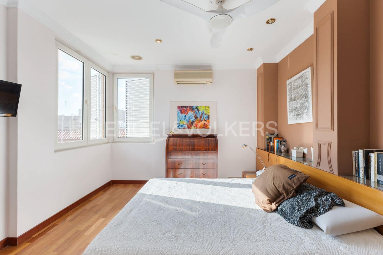 4 bedroom Townhouse for sale in Albal with garage - € 495,000 (Ref: 9238908)